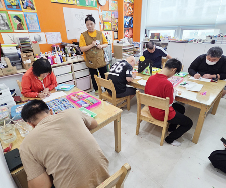 미술활동 (그림 그리기)