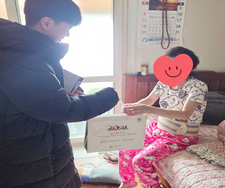 찾아가는 재가세대 생신잔치 